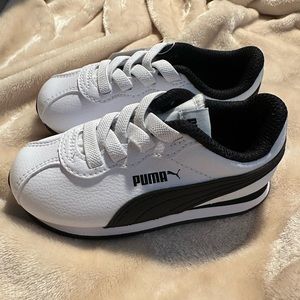 Puma Toddler White/Black Size 8
